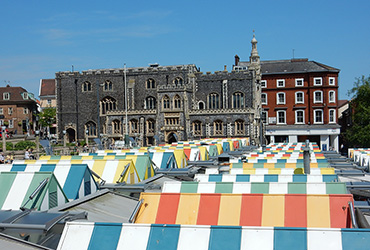 Outdoor Market & Guildhall